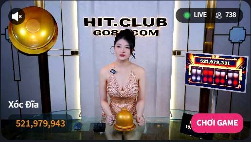 Livestream xóc đĩa với dealer xinh đẹp